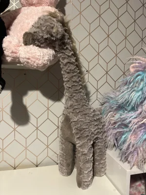 A photo of Joey Giraffe - Large Jellycat taken by JellyKerry