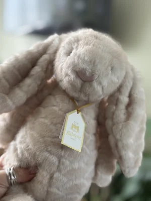 Franilla Luxe Bunny Jellycat | Jelly Journal