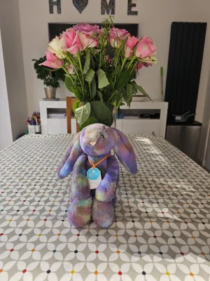 A photo of Zodihop Luxe Bunny Jellycat taken by Ilovejelly