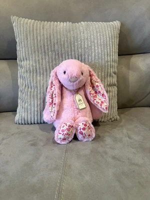 Blushkin Blossom Luxe Bunny Jellycat photo uploaded by Seni113
