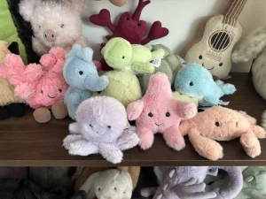Fluffy Seahorse Jellycat photo uploaded by the_jelly_jungle