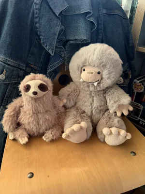 Bo Bigfoot Jellycat photo