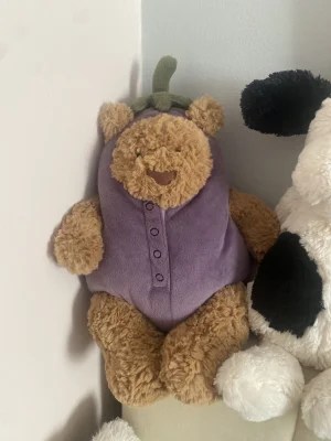新品　 Bartholomew Bear Aubergine Bartholomew Bear Aubergine - Official Jellycat