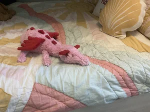 A photo of Heart Dragon Jellycat taken by suttonelizabeth