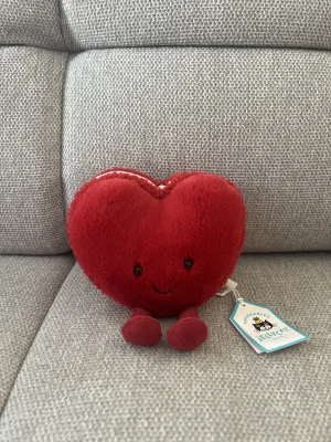 Amuseables Arlette Heart Macaron Jellycat photo