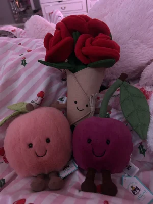 Amuseables Peach Jellycat photo