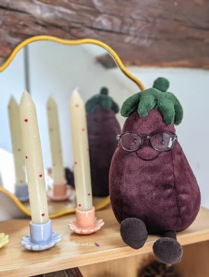 Amuseable Aubergine (Original) Jellycat photo