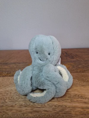 A photo of Odyssey Octopus - Tiny Jellycat taken by Sofie