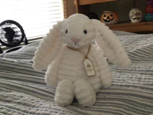 Bashful Luxe Bunny Nimbus Jellycat photo