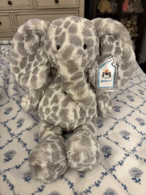 A photo of Dapple Elephant Jellycat taken by Stephmarie207