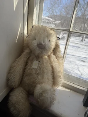 Springlowe Luxe Bunny Jellycat | Jelly Journal