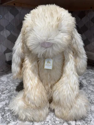 Springlowe Luxe Bunny Jellycat photo uploaded by SnowLeopard821