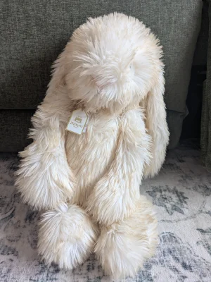 A photo of Springlowe Luxe Bunny Jellycat taken by Weezy15
