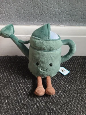 Amuseables Watering Can Jellycat | Jelly Journal