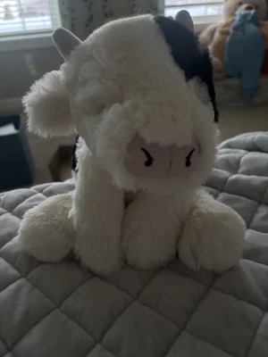 Smudge Cow Jellycat photo