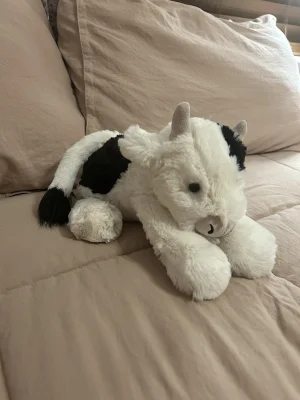 Smudge Cow Jellycat photo