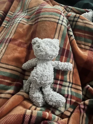 A photo of Squiggle Kitty Jellycat taken by SquiggleKitty33