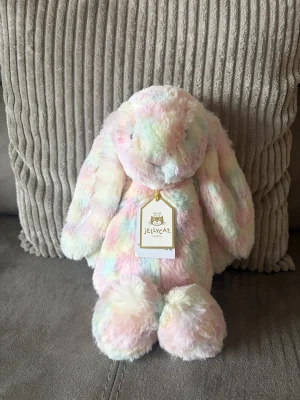 Lazulia Bunny 🇨🇳 Jellycat photo uploaded by Seni113