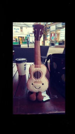 Amuseables Ukulele Jellycat | Jelly Journal