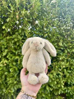 Wheat Flufflet Bunny Jellycat photo