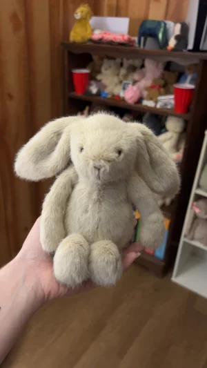 Wheat Flufflet Bunny Jellycat | Jelly Journal