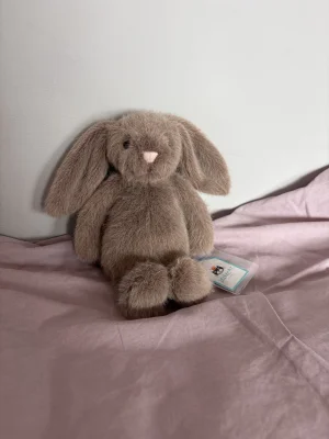 A photo of Fawn Flufflet Bunny Jellycat taken by mila_jellycat07