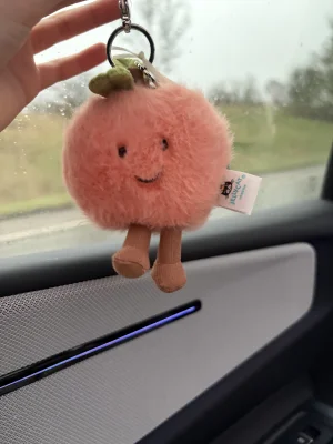 Amuseables Peach Bag Charm Jellycat | Jelly Journal