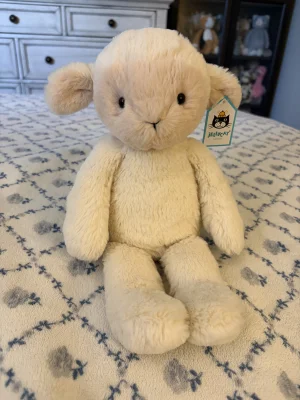 A photo of Bramwell Lamb - Medium Jellycat taken by Stephmarie207