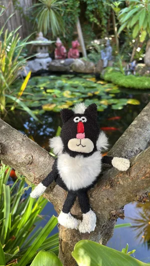 Scat Cat (Black) Jellycat photo