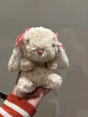 Yummy Bunny - Beige Jellycat photo uploaded by Seni113