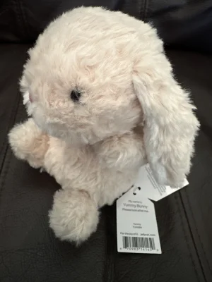 Yummy Bunny - Beige Jellycat photo uploaded by Jellytastic