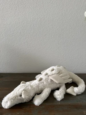 Snow Dragon - Large Jellycat photo