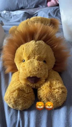 Smudge Lion - Large Jellycat photo