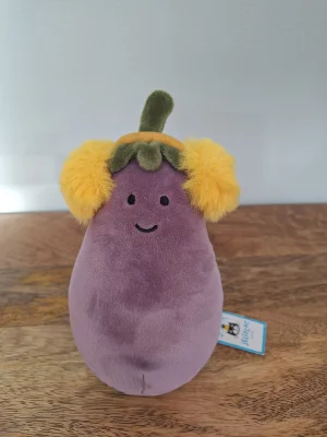 A photo of Toastie Vivacious Aubergine Jellycat taken by Sofie