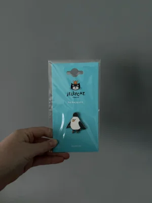 Chip Seagull Pin Badge Jellycat photo