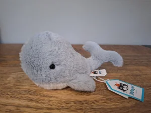 A photo of Wavelly Whale - Grey Jellycat taken by Sofie
