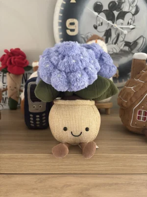 Amuseables Hydrangea Jellycat photo uploaded by the_jelly_jungle