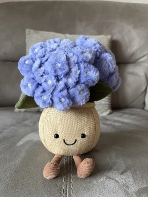 Amuseables Hydrangea Jellycat photo uploaded by Seni113
