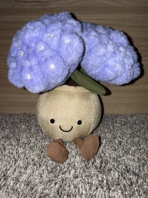 Amuseables Hydrangea Jellycat photo