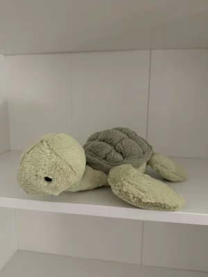 Tully Turtle Jellycat photo