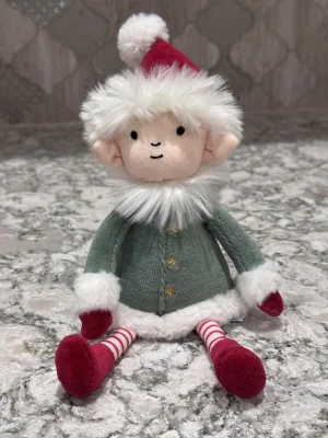 A photo of Leffy Elf - Small Jellycat taken by SnowLeopard821