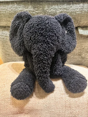 Splootie Elephant Jellycat photo
