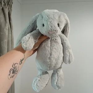 Bashful Silver Bunny - Medium Jellycat | Jelly Journal
