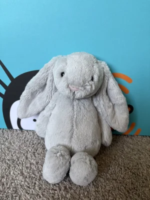 Bashful Silver Bunny - Medium Jellycat photo