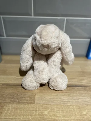 Smudge Rabbit Jellycat photo