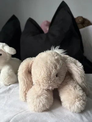 Smudge Rabbit Jellycat photo