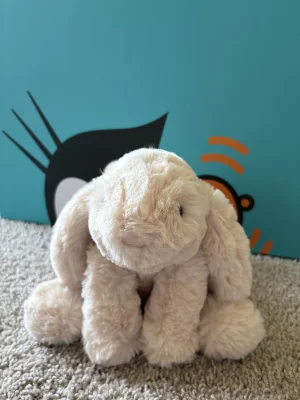 Smudge Rabbit Jellycat photo