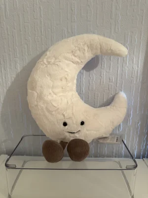 Amuseables Moon - Medium Jellycat photo uploaded by Bethanyxox