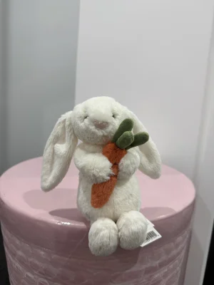 Bashful Carrot Bunny Jellycat photo