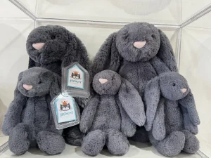 A photo of Bashful Charcoal Bunny - Medium Jellycat taken by CHANELABUBU